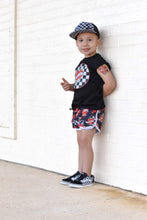 Load image into Gallery viewer, Love Mom Checkered tee
